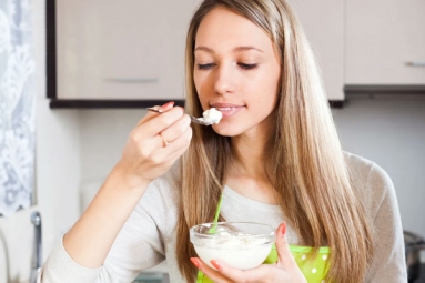 Right Time to Consume Curd and who should Avoid?