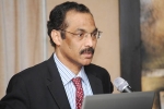 Hunterian Professorship, UK professorship award, indian origin surgeon receives prestigious uk professorship award, Orthopaedic surgeon