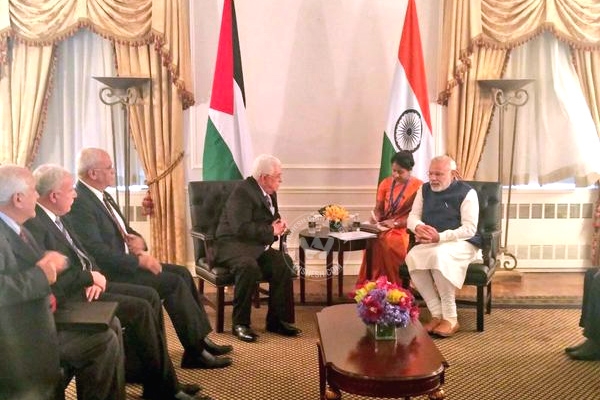 39 captive Indians in Iraq still alive, MEA confirms},{39 captive Indians in Iraq still alive, MEA confirms